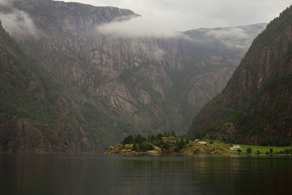 Wildcampen in Norwegen mit Dachzelt: Regeln, Tipps und schöne Regionen